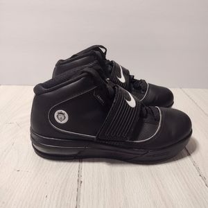 Nike Zoom Basketball Shoes LeBron James Witness Black Women's Size 8 .5